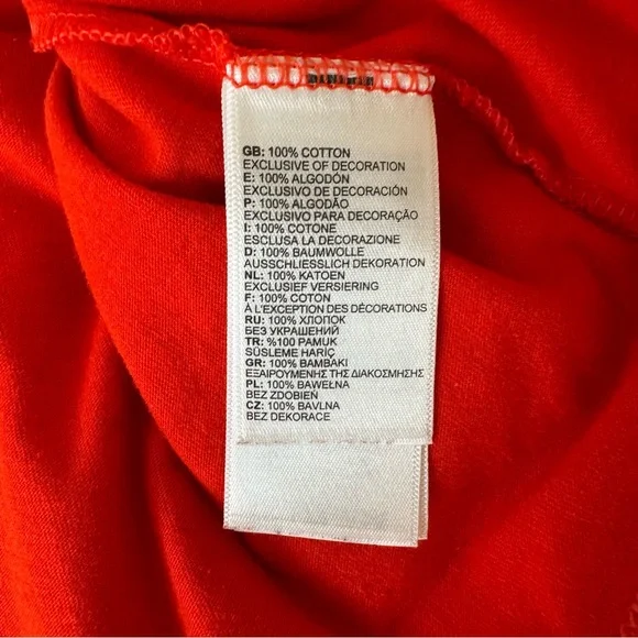 The North Face Women’s Red Short Sleeve Tee Size: Medium - Picture 6 of 6